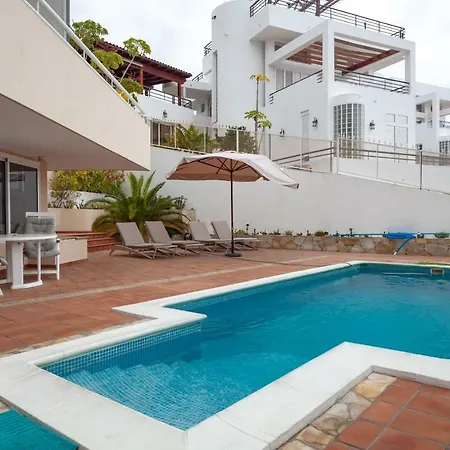 Mermaid 别墅 阿德耶