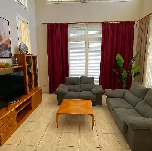 Mermaid Вілла *