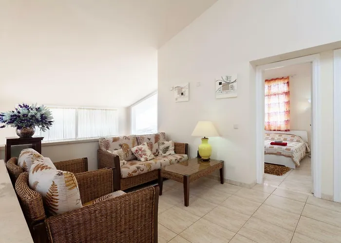 Mermaid Вилла Адехе